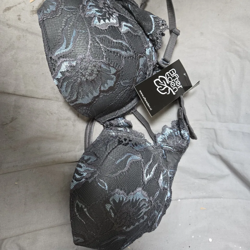 BOX OF APPROXIMATELY 12 ASSORTED CLOTHING ITEMS INCLUDING VENA BRIEFS , AFTER EDEN BRA , SUNFLAIR BRA AND LISCA BRIEFS 