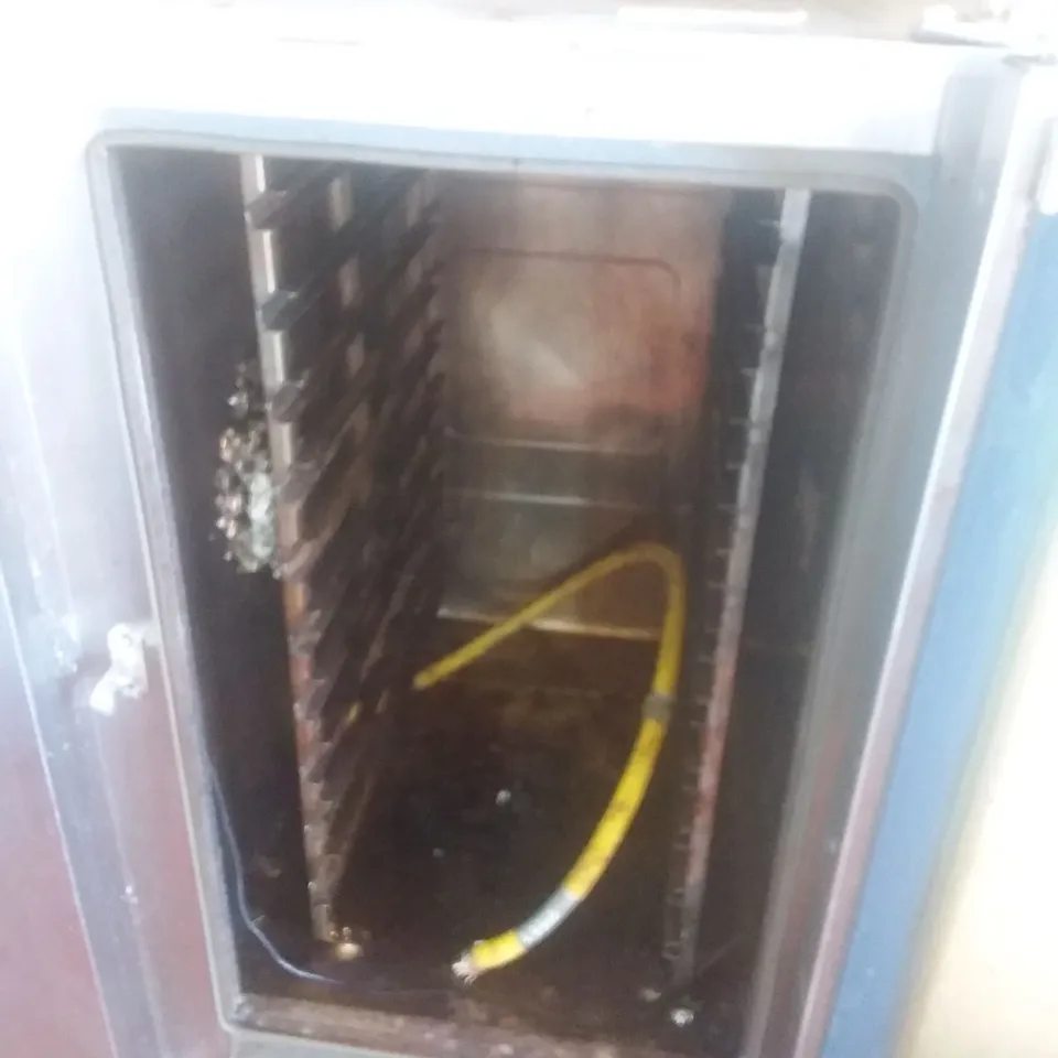 RATIONAL CLIMATE PLUS COMBI CPC COMBI OVEN