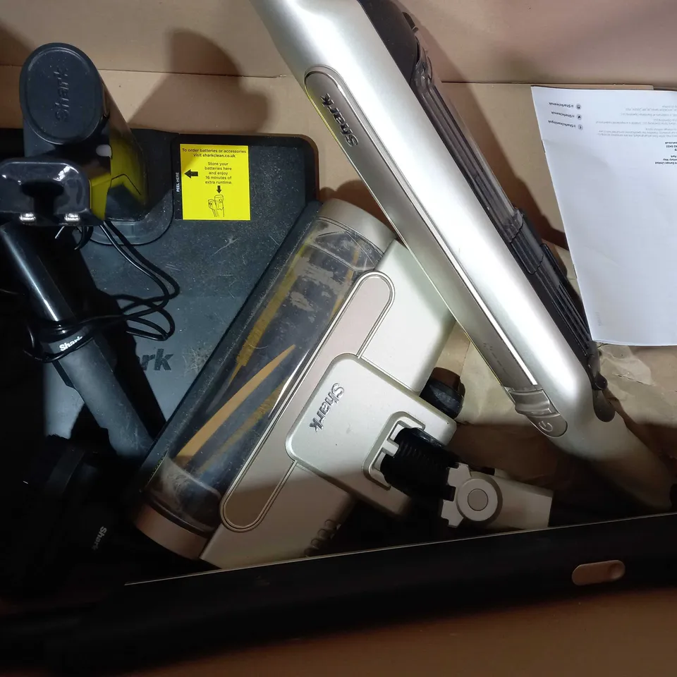 SHARK WANDVAC 2-IN-1 LIGHTWEIGHT CORDLESS HANDHELD VACUUM CLEANER WV361UK - GOLD