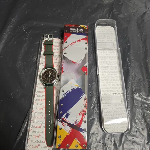 SWATCH WRISTWATCH WITH GREEN STRAP – SWATCH CLUB PACKAGING WITH EXTRA METAL STRAP