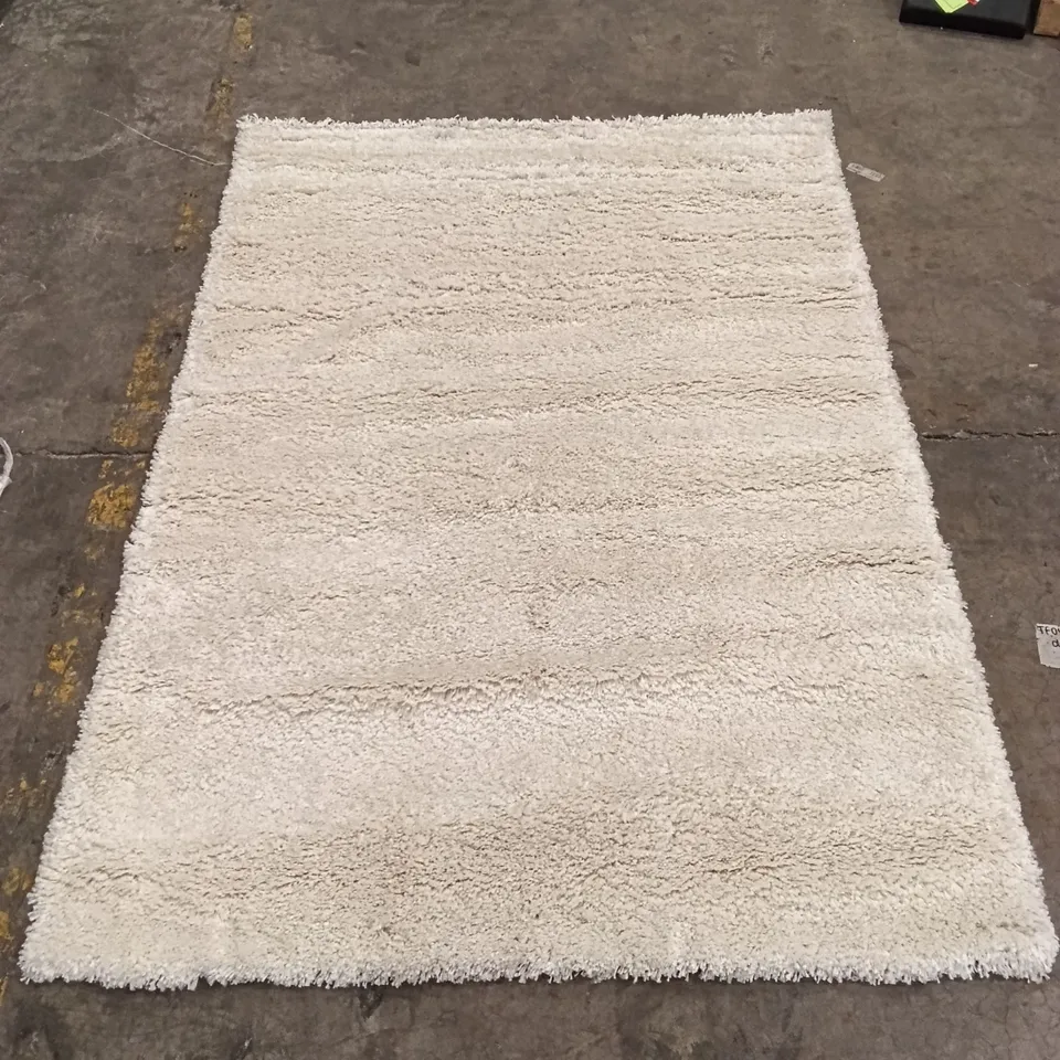 QUALITY DESIGNER AREA RUG - APPROXIMATELY 232CM X 162CM