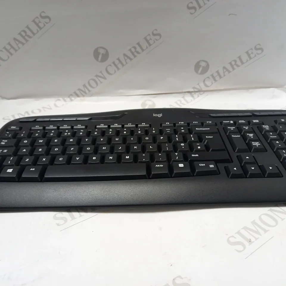 LOGITECH MK330 WIRELESS KEYBOARD