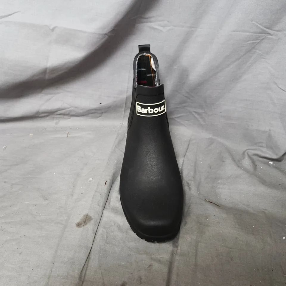 BARBOUR WILTON WELLINGTON - BLACK - SIZE 5