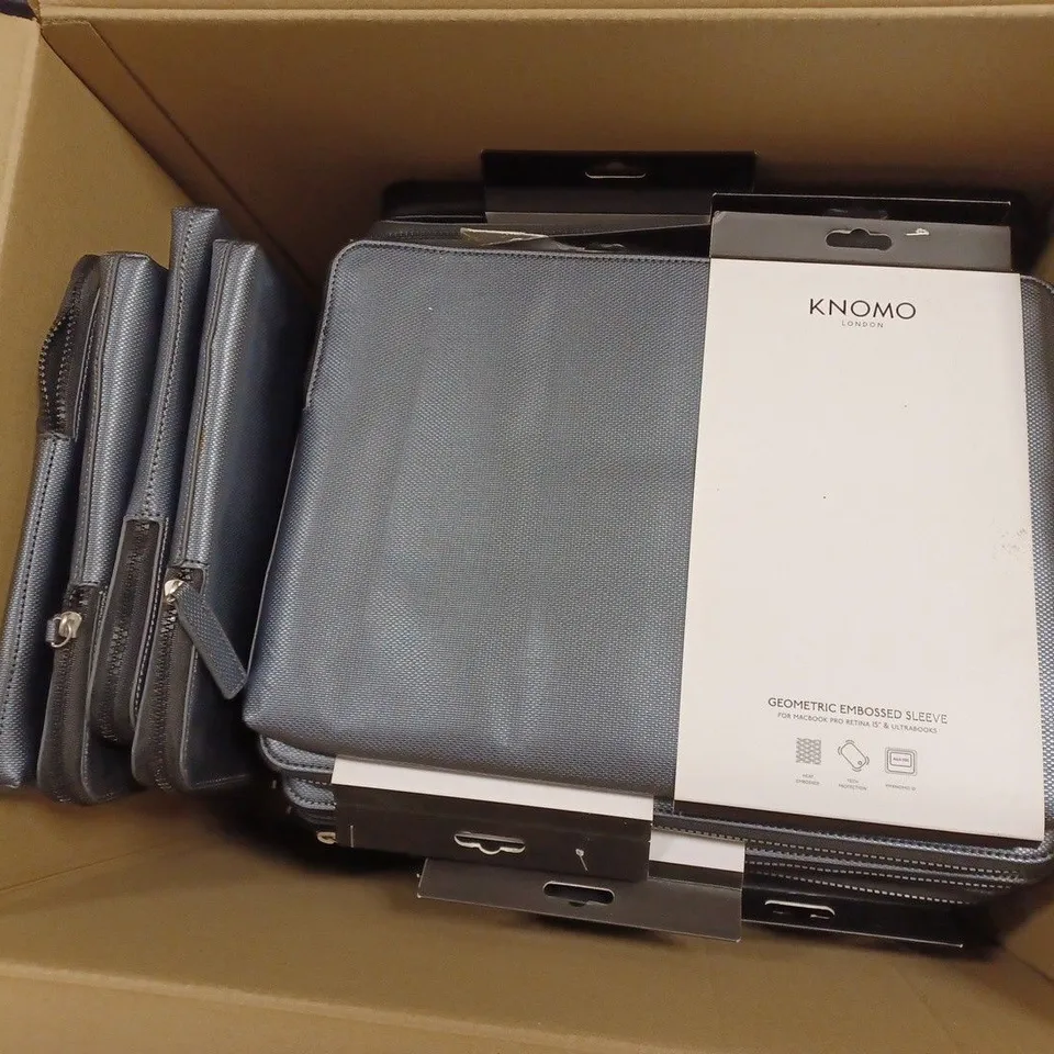 APPROXIMATELY 20 ASSORTED KNOMO GEOMETRIC EMBOSSED SLEEVE IN METALLIC SILVER FOR MACBOOK PRO