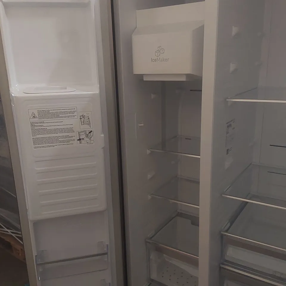 HOTPOINT HPG2 6573W XP4UK DUAL NO FROST AMERICAN-STYLE FRIDGE FREEZER - SILVER