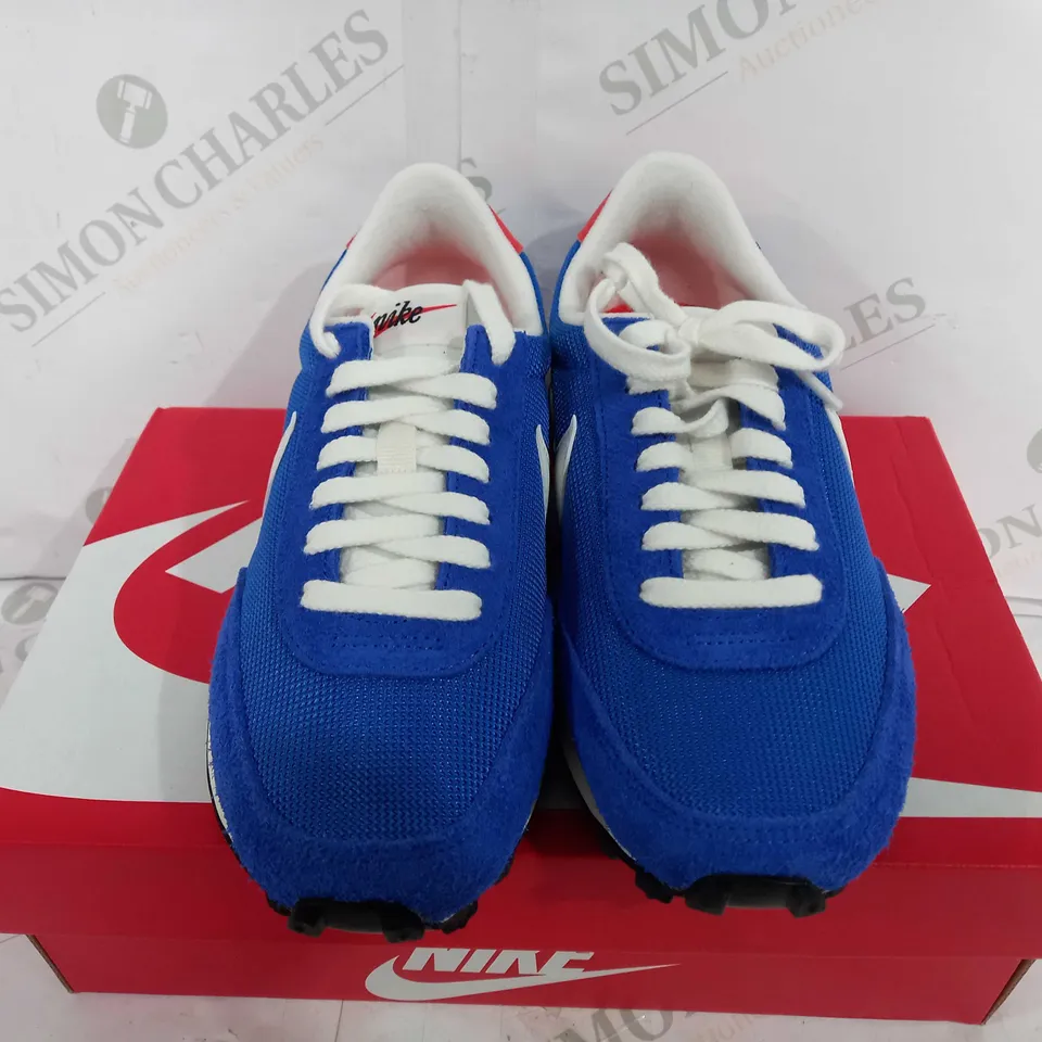 BOXED PAIR OF NIKE DBREAK VINTAGE SUEDE TRAINERS - BLUE/WHITE/ORANGE - UK 3