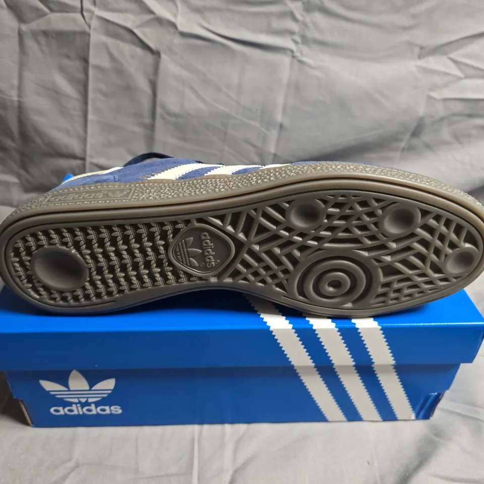 BOXED PAIR OF ADIDAS HANDBALL SPEZIAL TRAINERS - UK SIZE 9