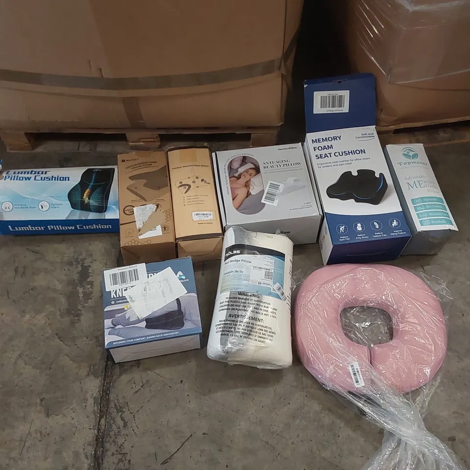 PALLET TO CONTAIN A LARGE ASSORTMENT OF PILLOWS, CUSHIONS AND RELATED PRODUCTS 