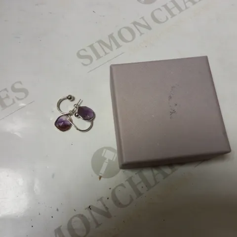 DESIGNER PURPLE CRYSTAL/SILVER EFFECT EARRINGS