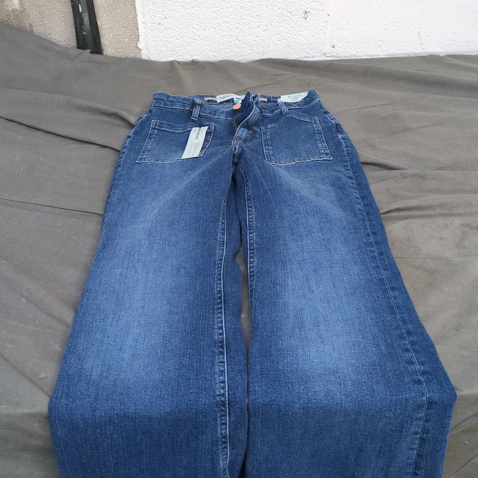 RIVER ISLAND RELAXED FLARE 10S JEANS
