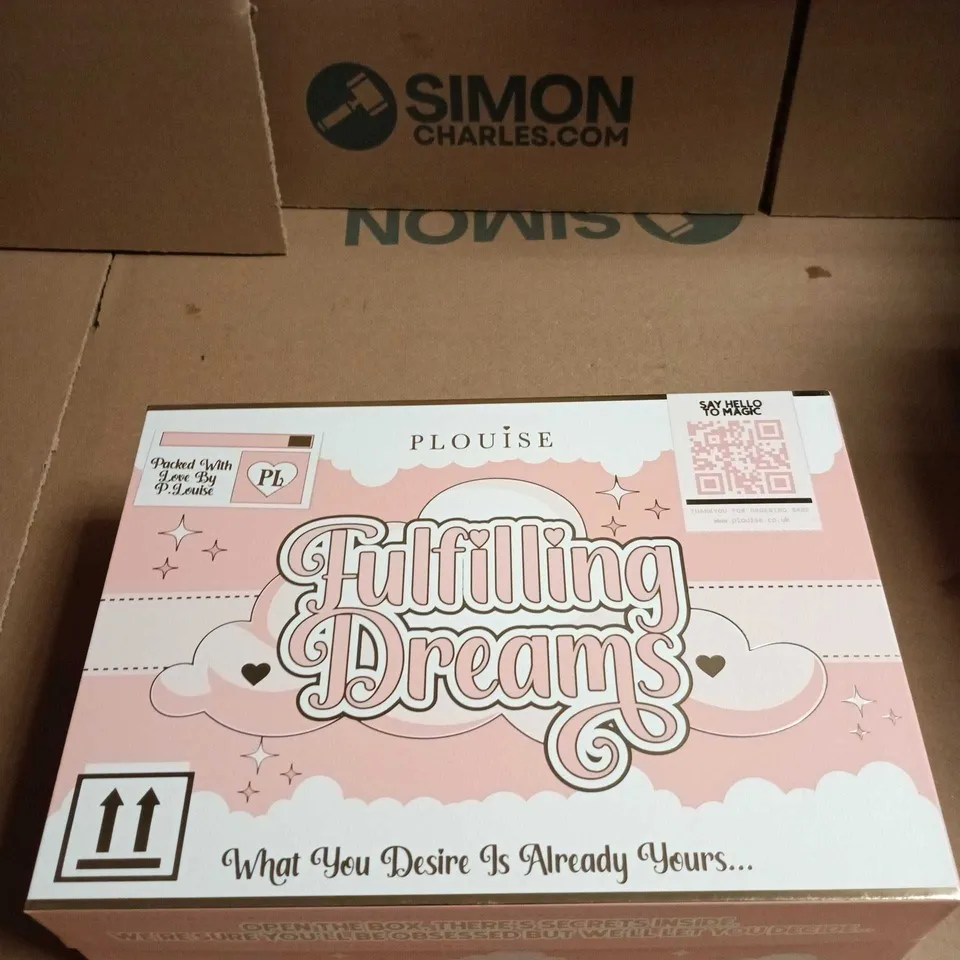 PLOUISE FULFILLING DREAMS BEAUTY BOX TO INCLUDE LIQUID SHIMMER BLUSH, STROBE CREAM AND A SOAP BAR