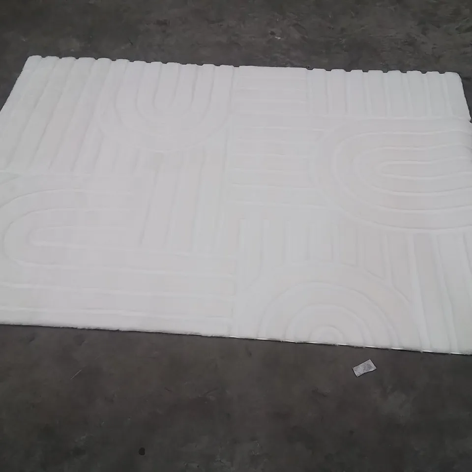 QUALITY DESIGNER AREA RUG - APPROXIMATELY 230X160CM