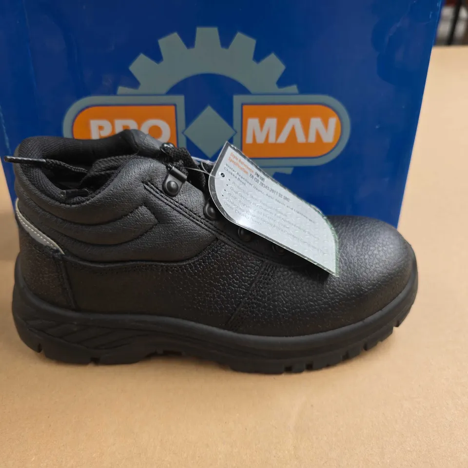 BRAND NEW BOXED PROMAN CHUKKA SAFETY BOOTS IN BLACK - UK 3