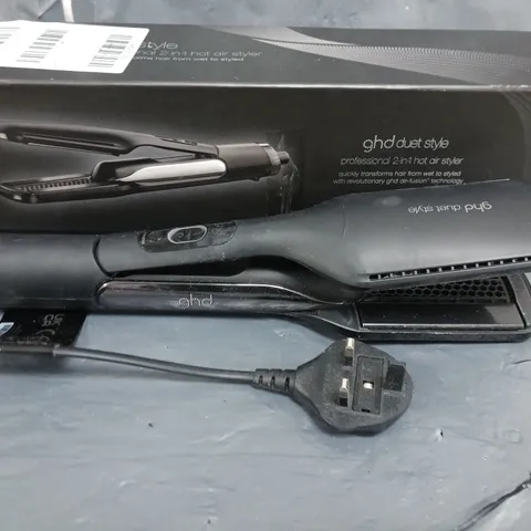 GHD DUET 2-IN-1 HOT AIR STYLER IN BLACK