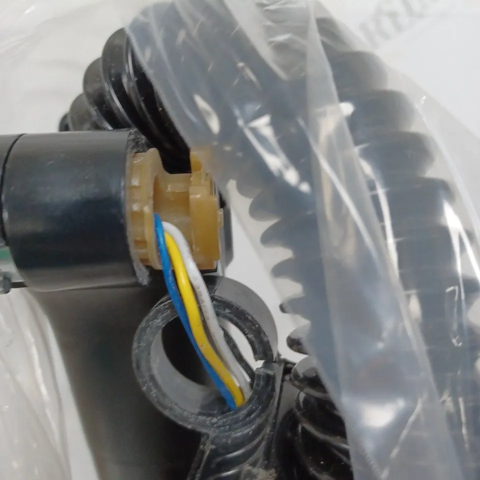 SHARK ANTI HAIR WRAP CORDLESS STICK VACUUM SINGLE BATTERY