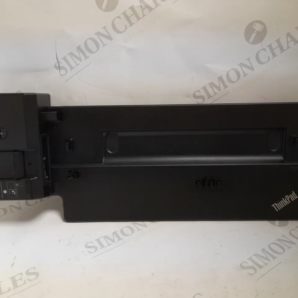 LENOVO 40AG THINKPAD BASIC DOCKING STATION	