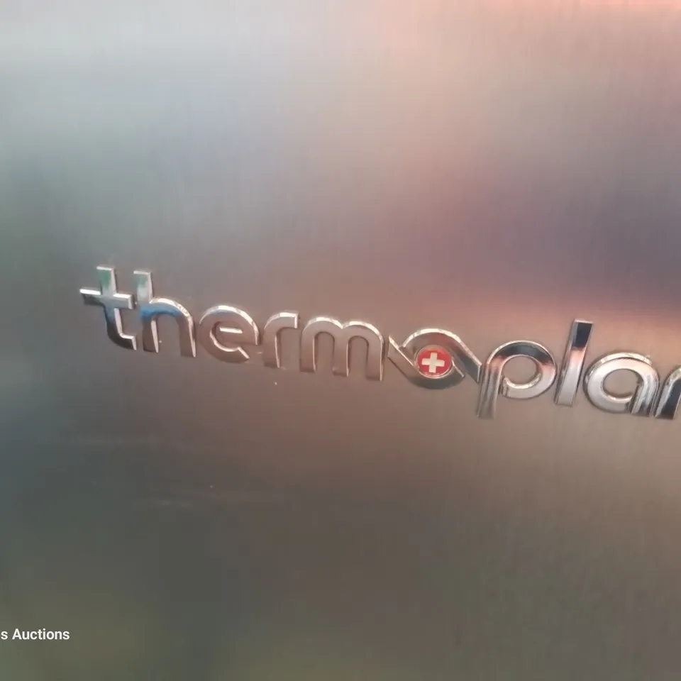 THERMAPLAN BLACK & WHITE CTM COFFEE MACHINE WITH MILK FRIDGE