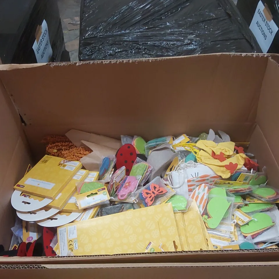 PALLET CONTAINING A VERY LARGE QUANTITY OF ASSORTED EASTER PRODUCTS