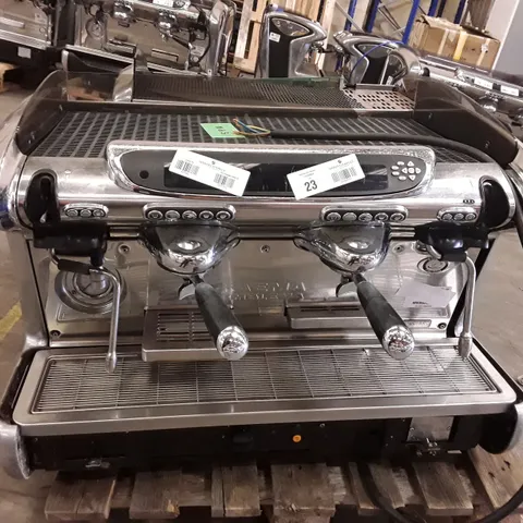 FAEMA EMBLEMA COMMERCIAL COFFEE ESPRESSO MACHINE