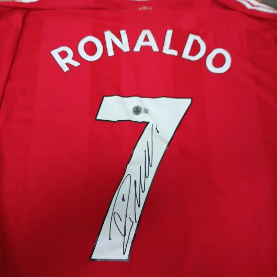 MANCHESTER UNITED FC SIGNED RONALDO 7 21/22 HOME JERSEY - 2XL
