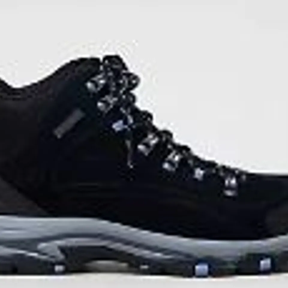 SKECHERS TREGO ALPINE TRAIL BOOT BLACK SIZE 4.5 