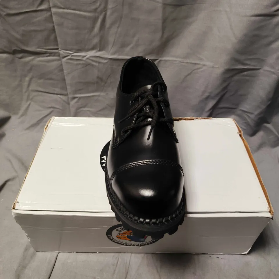 GRINDERS MENS LACE UP SHOES IN BLACK - 9