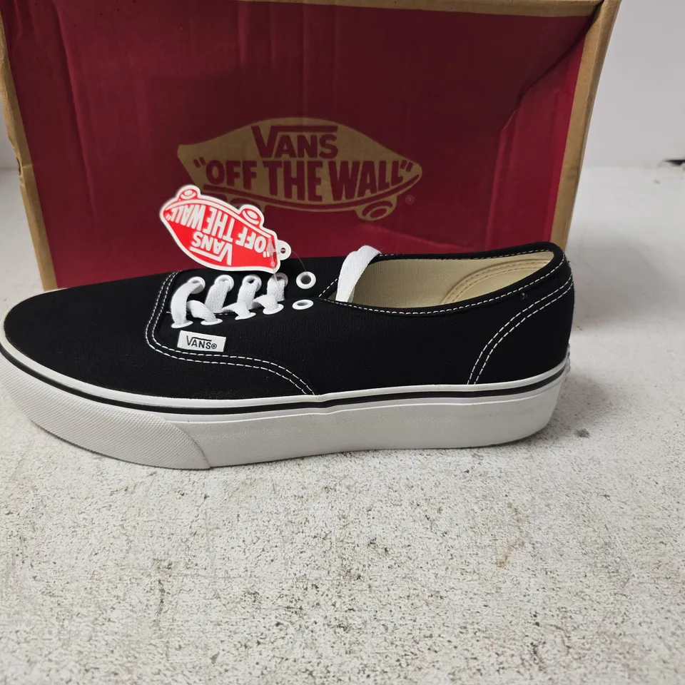 VANS AUTHENTIC BLACK CANVAS PLATFORM TRAINERS – UK 8 (MEN'S) – BOXED