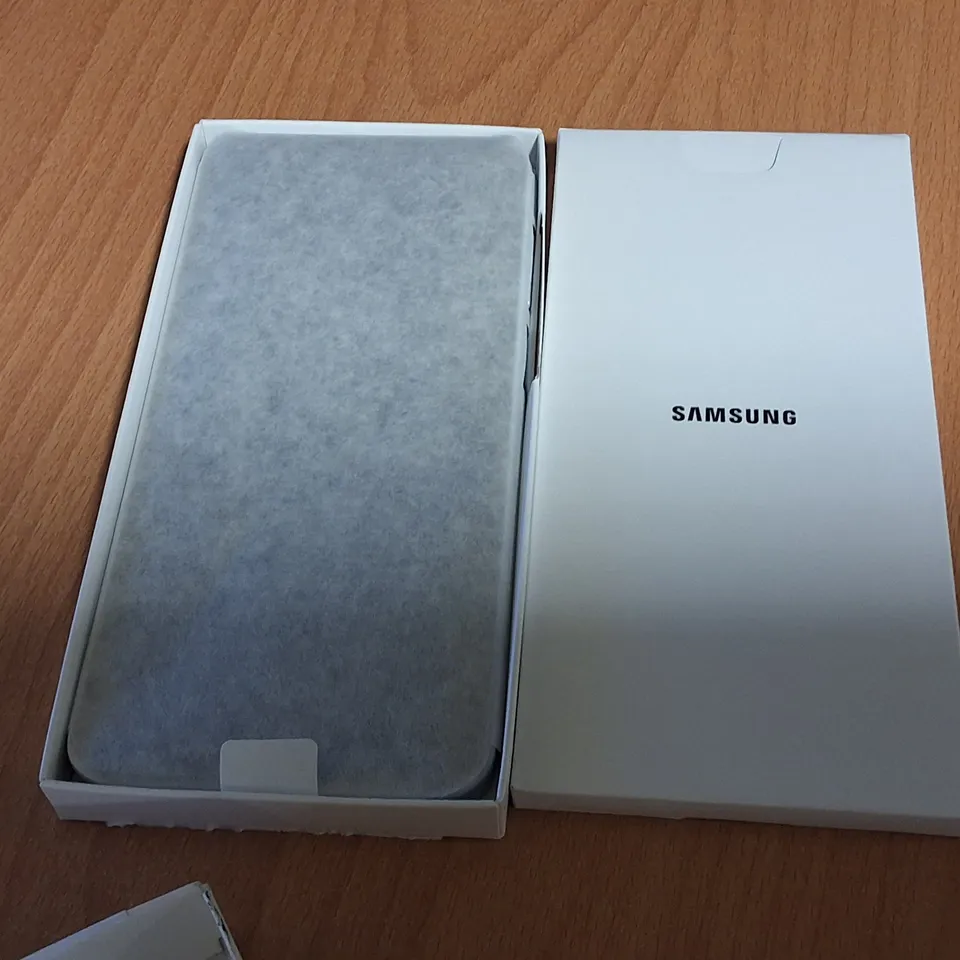 BOXED SAMSUNG GALAXY A16 4GB/128GB IN GRAY - SM-A165F