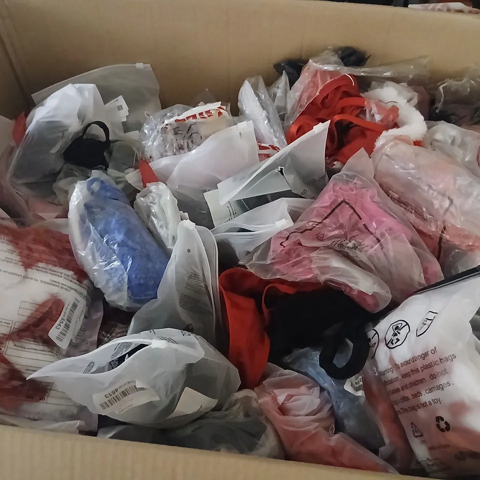 LARGE QUANTITY OF ASSORTED ADULT COSTUMES AND ACCESSORIES