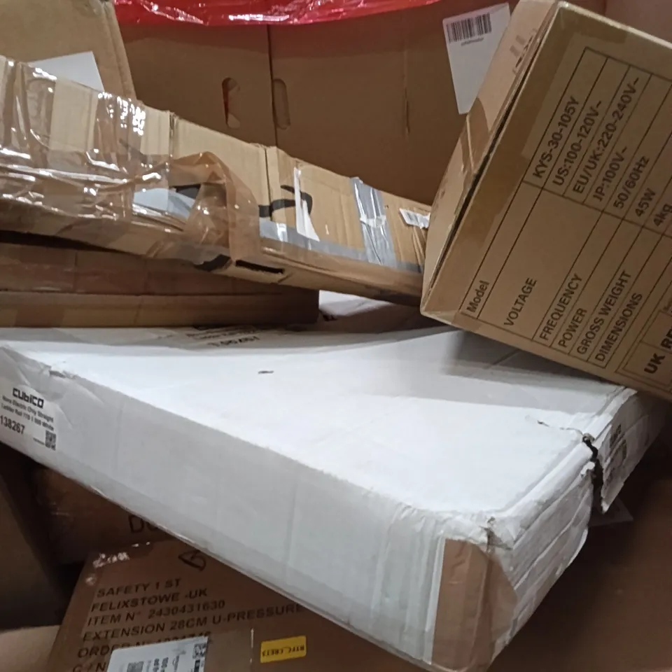 PALLET OF ASSORTED ITEMS INCLUDING - CAT NIP MAT, MUDGUARD, ACOUSTIC SLAT WALL PANEL