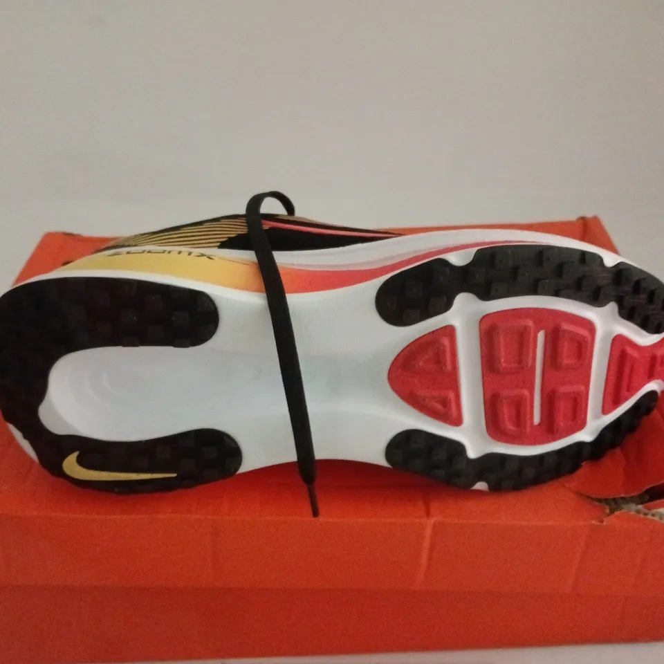 NIKE ZOOM X BLACK/MULTI TRAINERS SIZE UK 10 BOXED