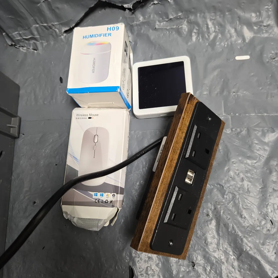 NINE ASSORTED ELECTRICALS TO INCLUDE; H09 HUMIDIFIER, WIRELESS MOUSE AND SMART WIFI SW30A