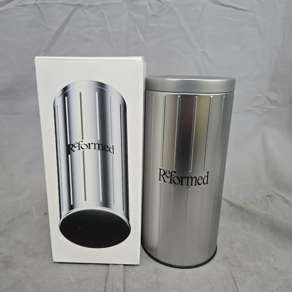 REFORMED METAL CAN