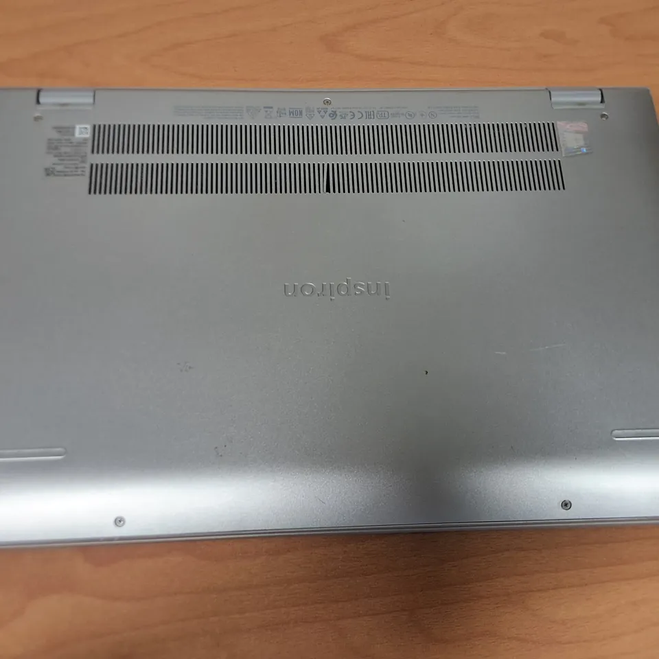 UNBOXED DELL INSPIRON 15 5000 INTEL CORE 1-7 LAPTOP IN SILVER