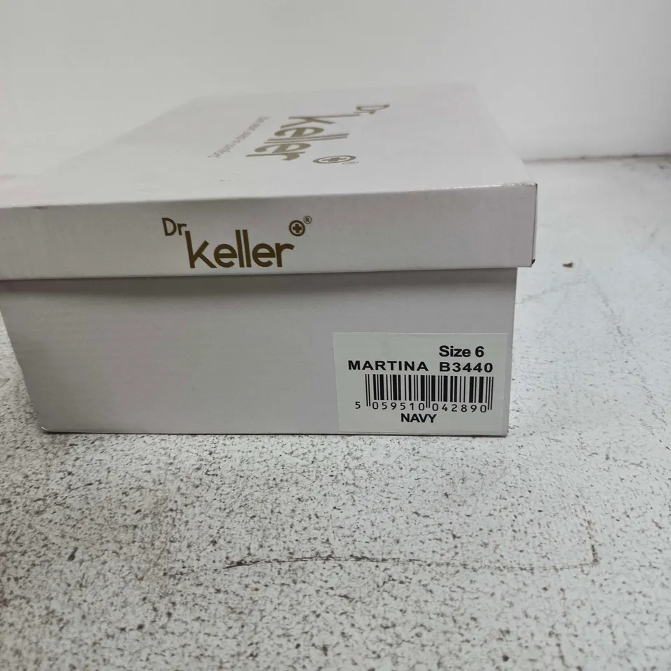 DR KELLER NAVY SNEAKERS – MARTINA B3440, UK 6