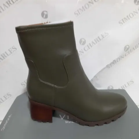 BOXED VIONIC OLIVE HEELED BOOT - UK SIZE 5.5