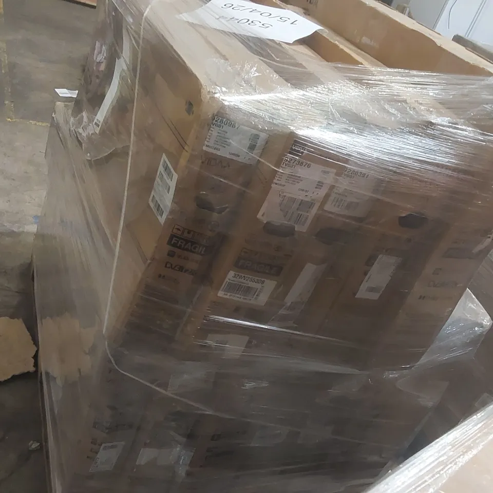 PALLET CONTAINING A LARGE QUANTITY OF ASSORTED DAMAGED TVs