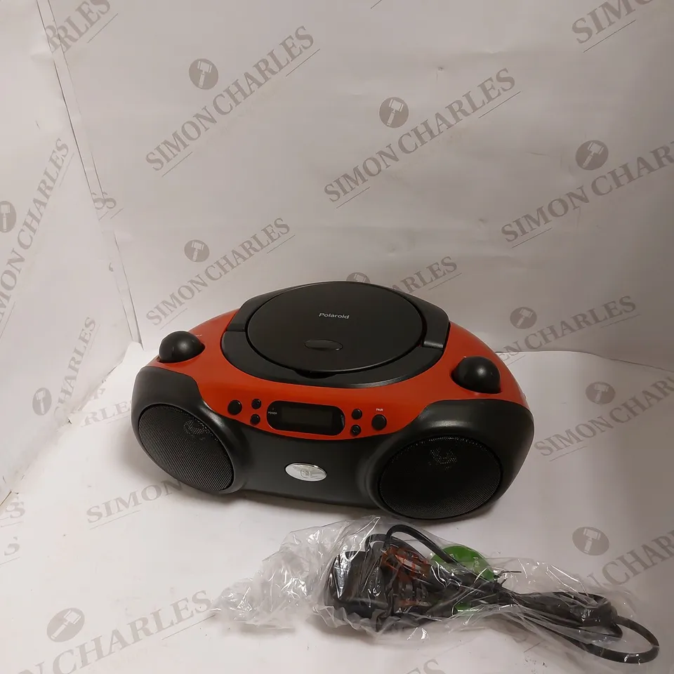 POLAROID BLUETOOTH CD BOOMBOX BLACK/RED
