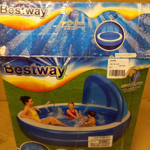 SUMMER DAYS FAMILY POOL