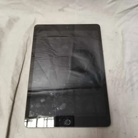 APPLE IPAD TABLET - A2197