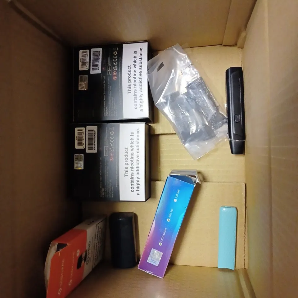BOX OF APPROX 10 ITEMS TO INCLUDE OXVA XLIM C, VAPORESSO XROS 3 MINI, OXVA XLIM SE.
