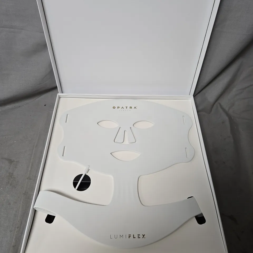 OPATRA LUMIFLEX LED LIGHT THERAPY MASK