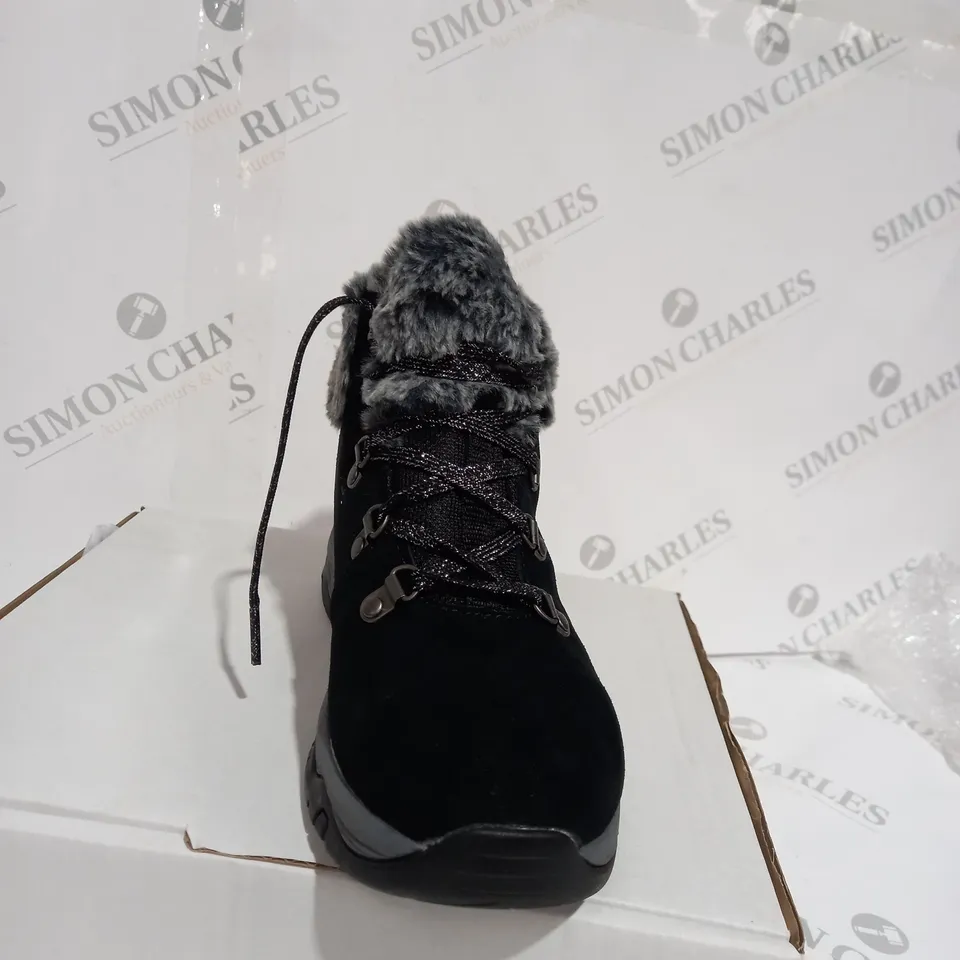 SKECHERS FAUX CUFF BOOTS, BLACK - SIZE 4