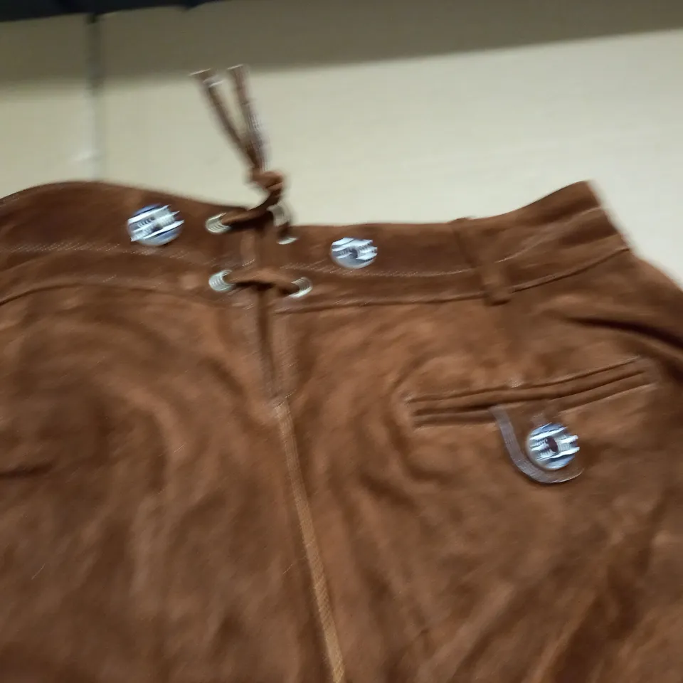 BROWN GENUINE LEATHER SHORTS - 34