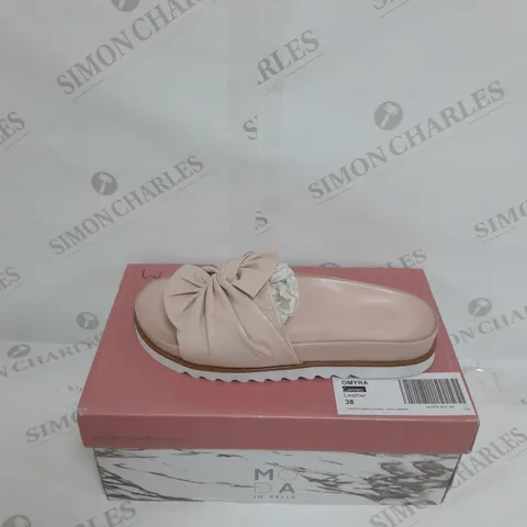 MODA IN PELLE OMYRA TWIST SLIDE SANDAL SIZE 5