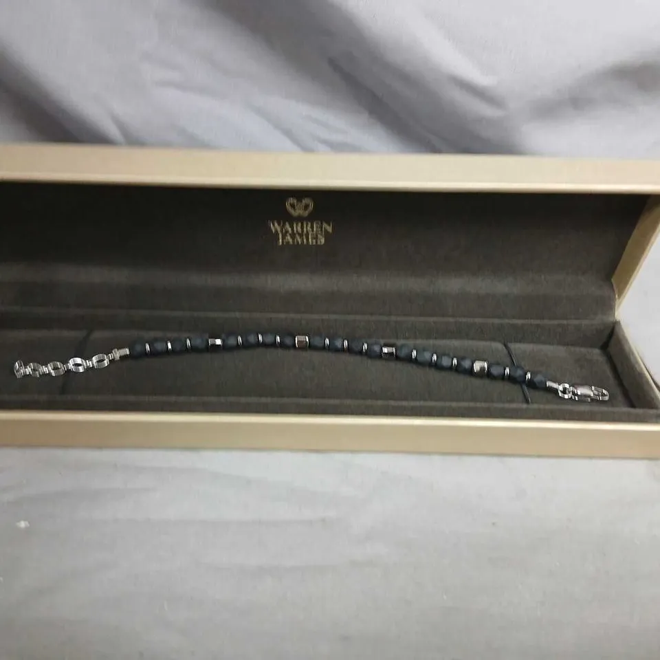 WARREN JAMES BRACELET IN PRESENTATION BOX – BLACK BEAD & SILVER-TONE