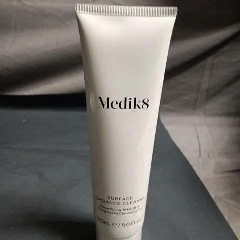 MEDIK8 SURFACE RADIANCE CLEANSER – 150ML