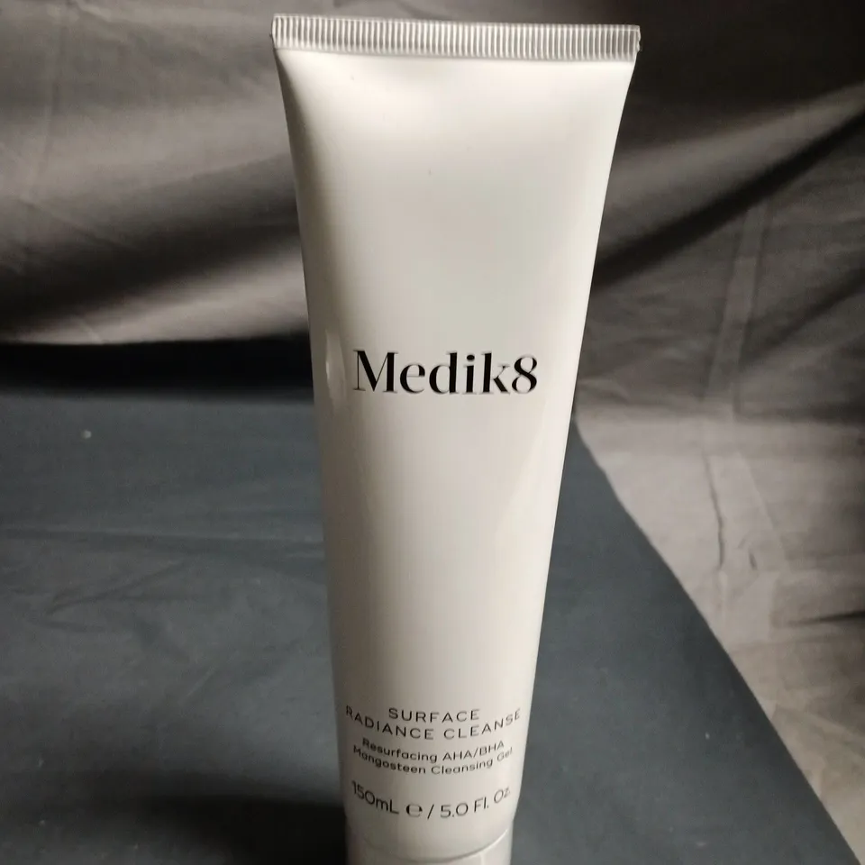 MEDIK8 SURFACE RADIANCE CLEANSER – 150ML