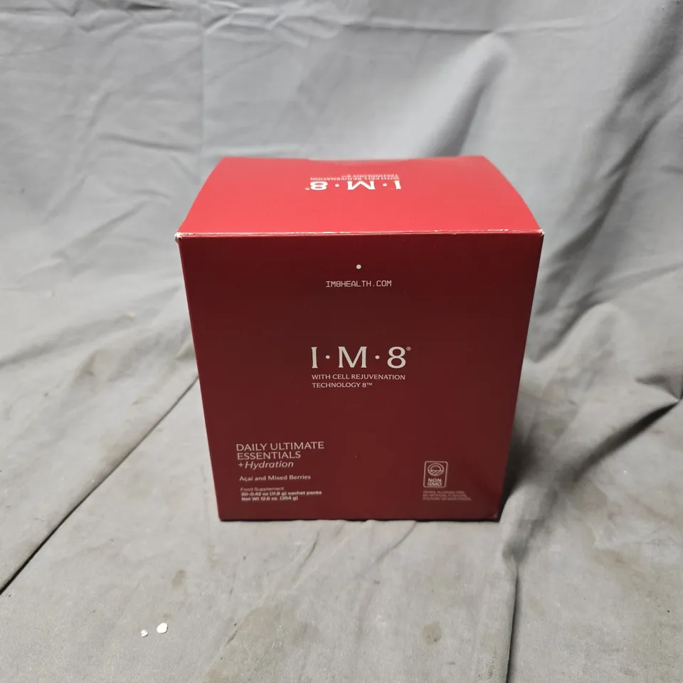 BOXED AND SEALED IM8 HEALTH DAILY ULTIMATE ESSENTIALS + HYDRATION FOOD SUPPLEMENT (30 SERVINGS)