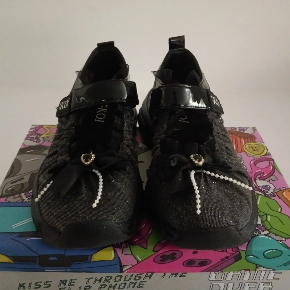 BOXED PAIR OF KOI EXE STARLET RUFFLE BALLET MARY JANES - BLACK, UK SIZE 6